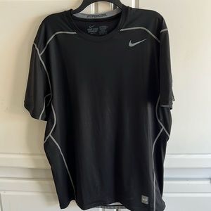 Nike pro combat, Hypercool, men’s short sleeve black and gray tee, size xxl